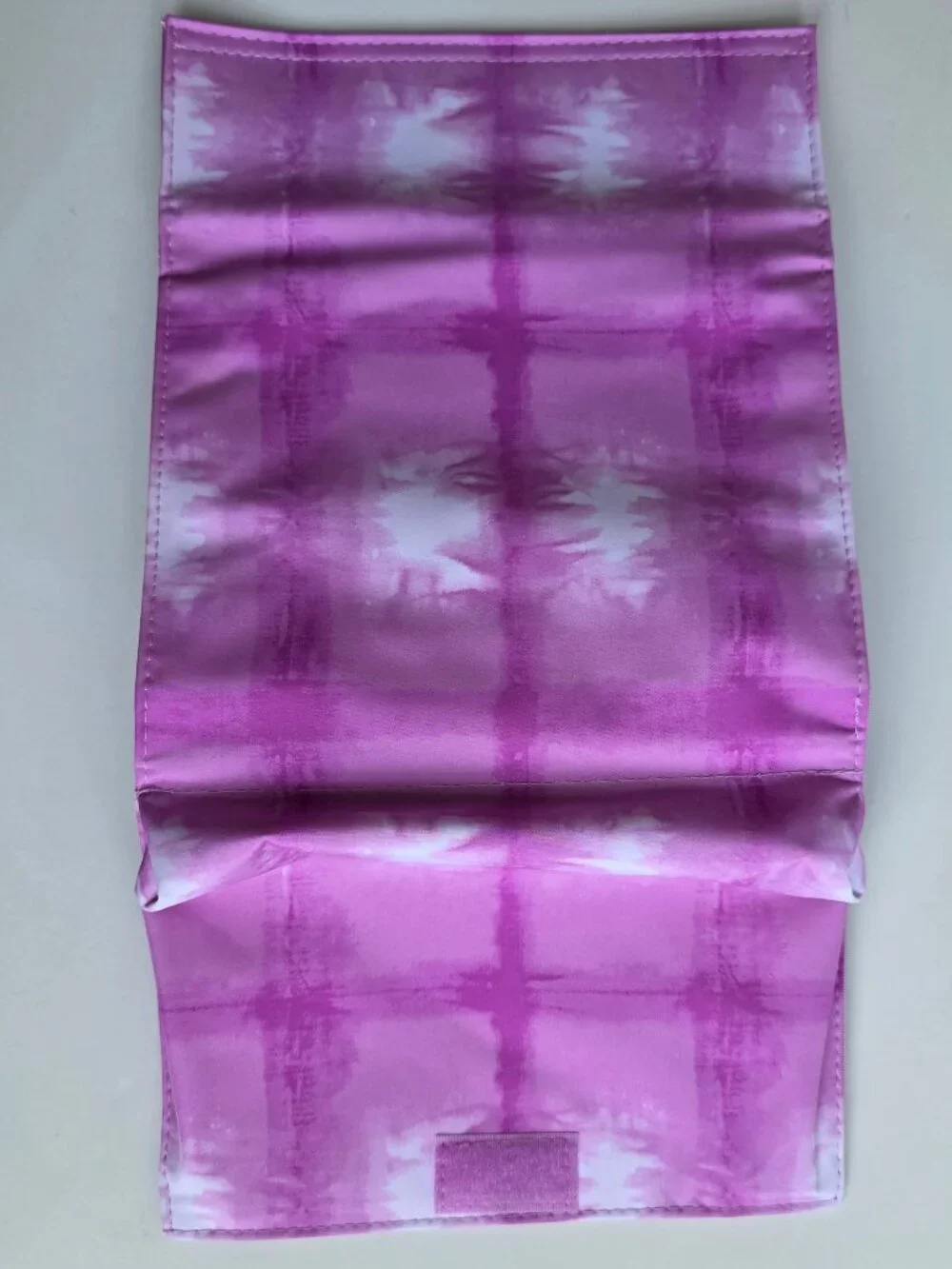 NEW Clinique Tri-Fold Travel Cosmetic Case Tie Dye Pink Purple Foldable Mesh GWP